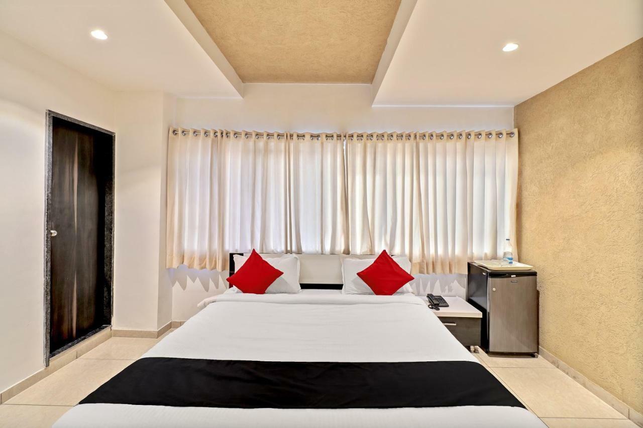 Dev Motel And Banquet Nadiad Екстер'єр фото